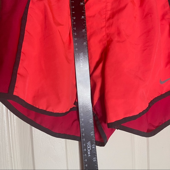 Nike Women's Dri-Fit  Running Shorts size M - Picture 5 of 8